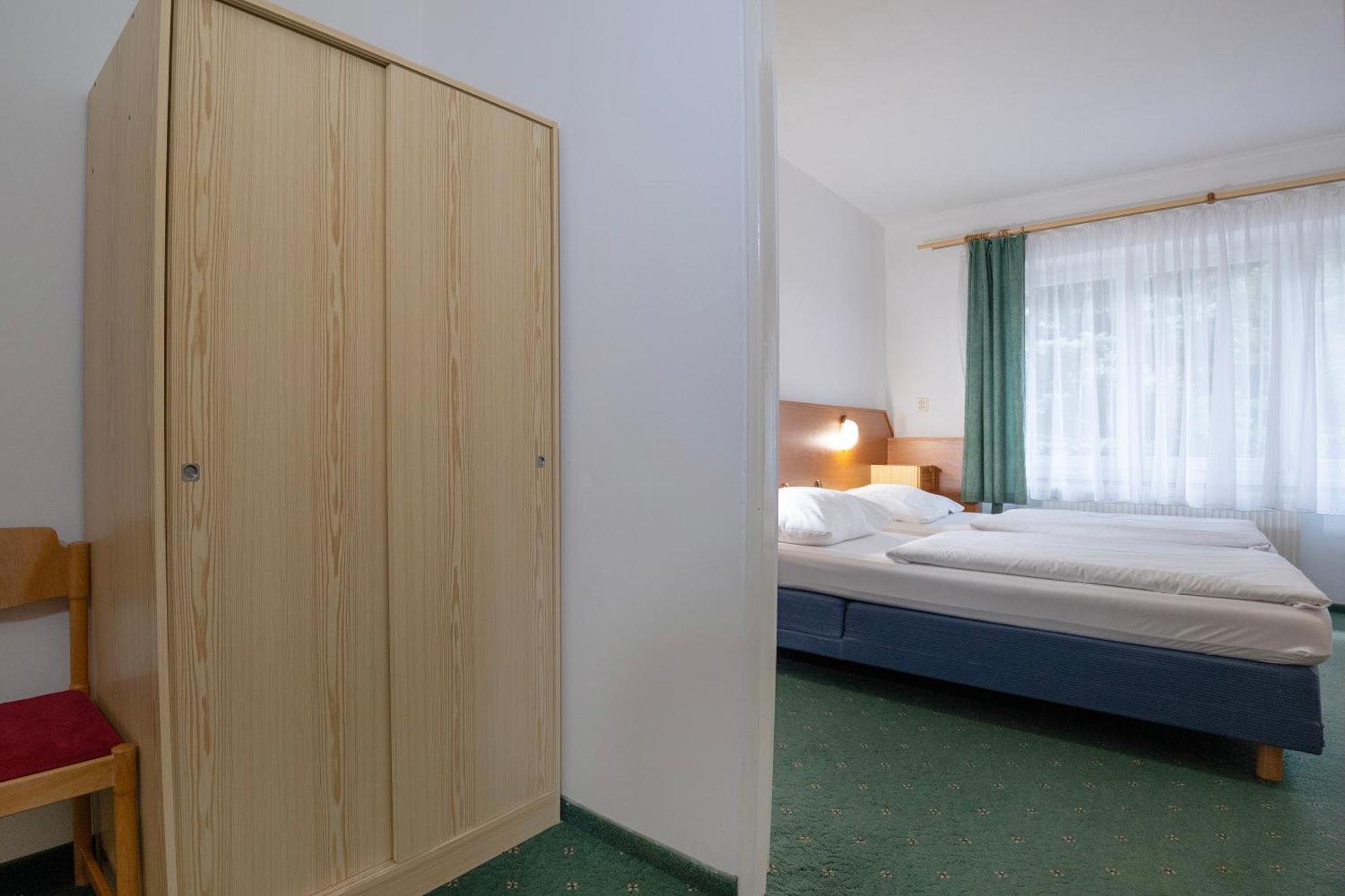 Sport Hotel Gejzirpark KLV Exterior foto